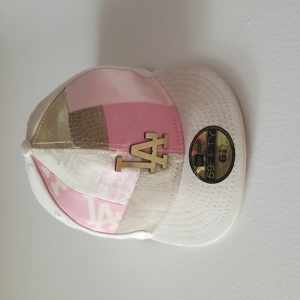 PINK/WHITE NEW ERA 59FIFTY FITTED HAT